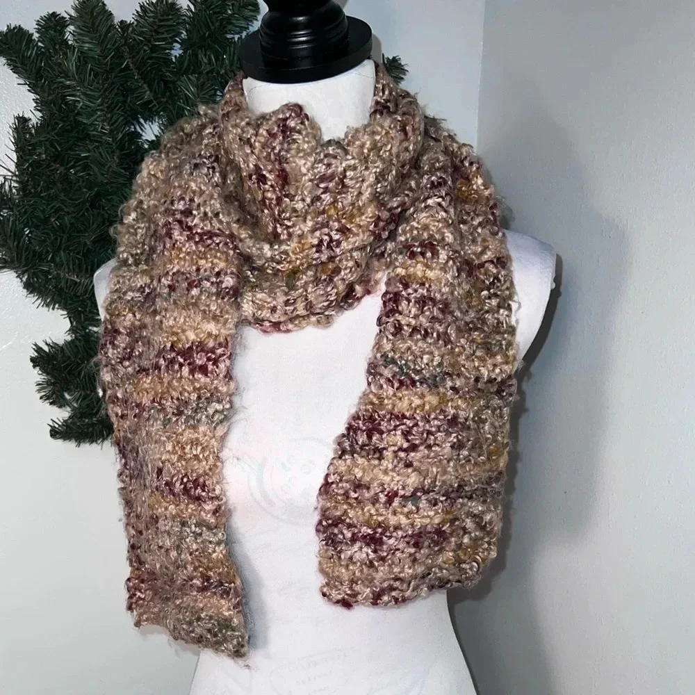 Scarf, confetti‎ palette design hand knitted very soft no material tag 78